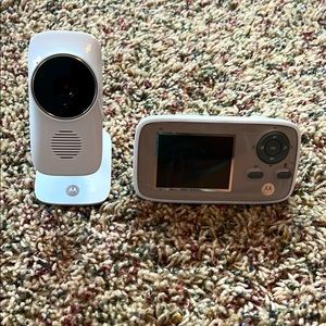 Motorola 2.8” baby monitor